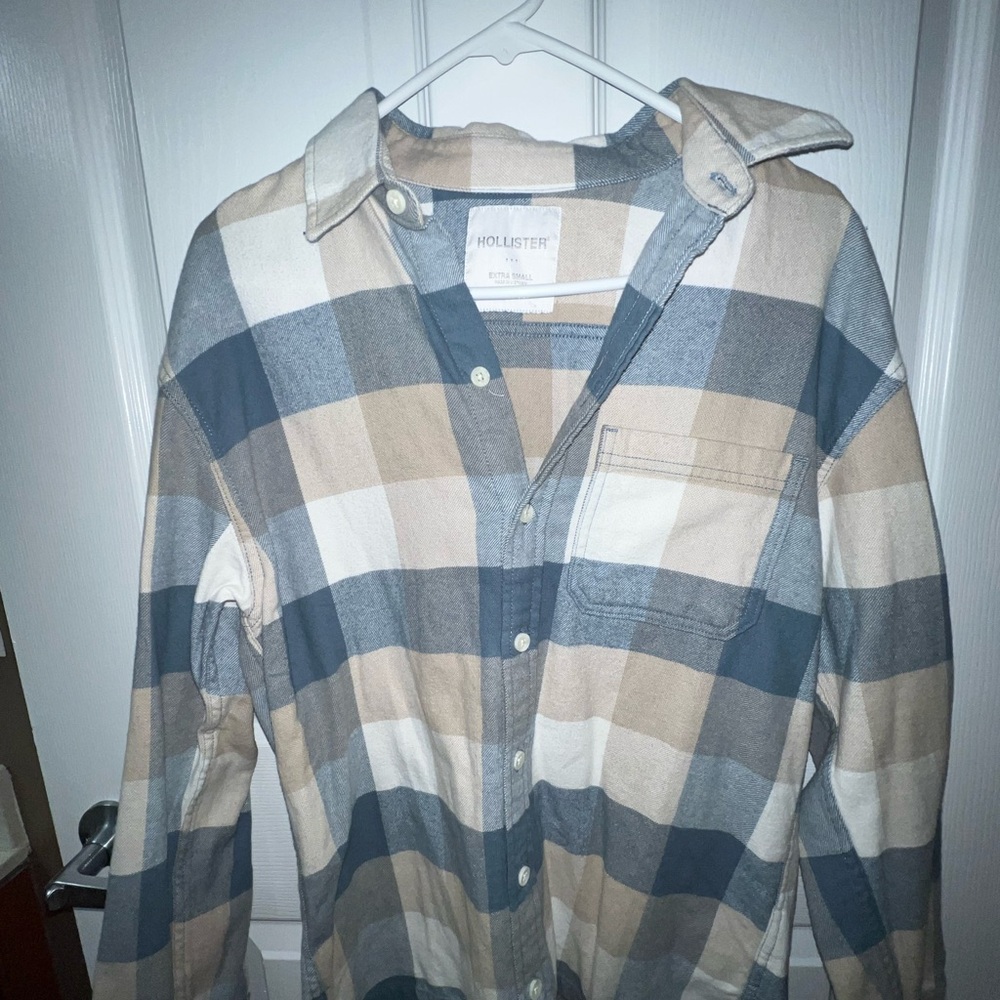 Hollister Blue and Tan Casual Button Down Shirt